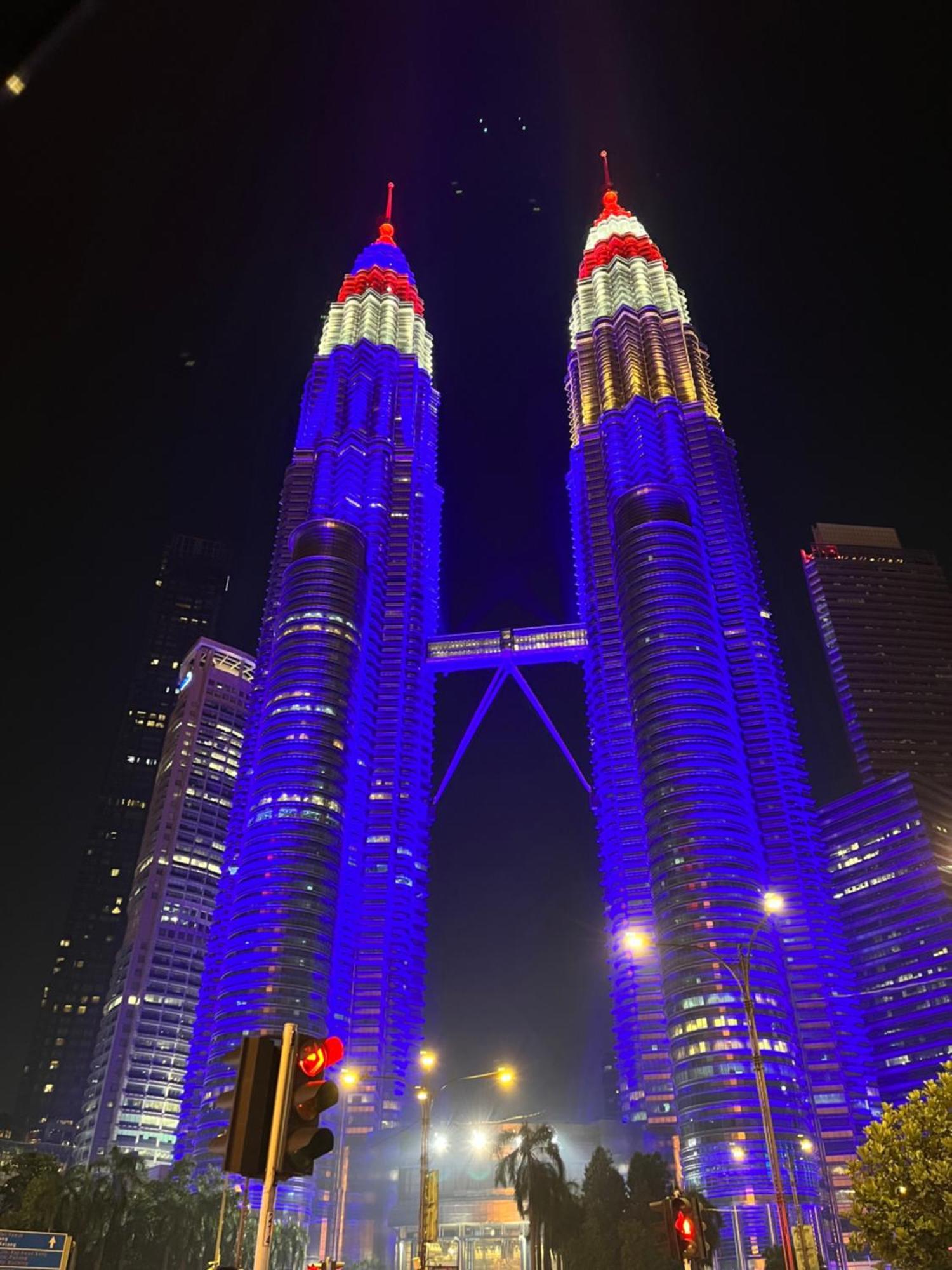 Platinum Klcc By Black Sand Kuala Lumpur Exterior photo